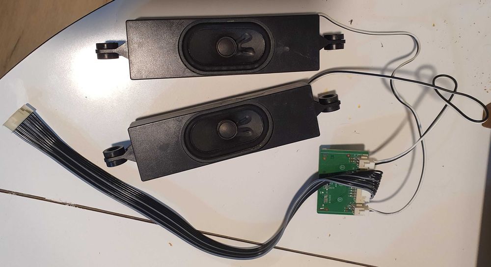 Peças para TV THOMSON 49UC6406 Sistema Operativo Android - Porto