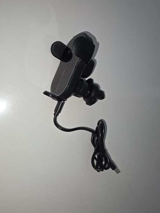 Ładowarka indukcyjna bezprzewodowa okazja samochodowa Navitel SH1000Pr