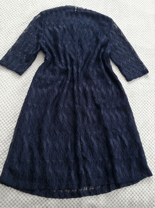 Nowa przepiękna sukienka koktajlowa trapezowa koronkowa impreza r. 38