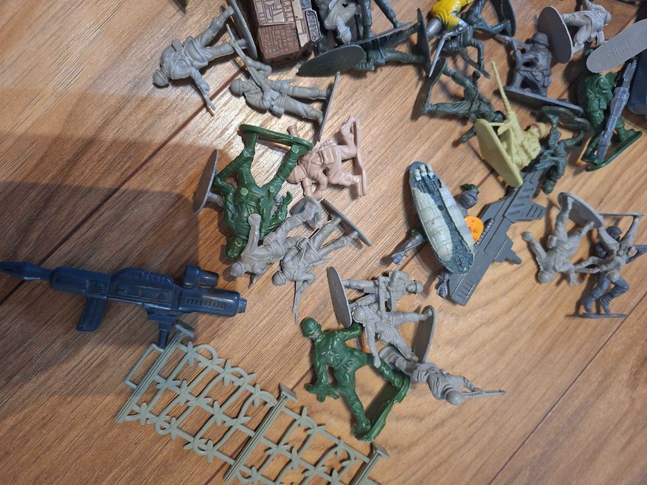 Żołnierzyki duży zestaw