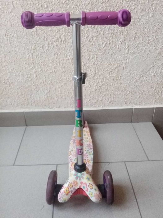 Дитячий самокат 3-колісний Best Scooter