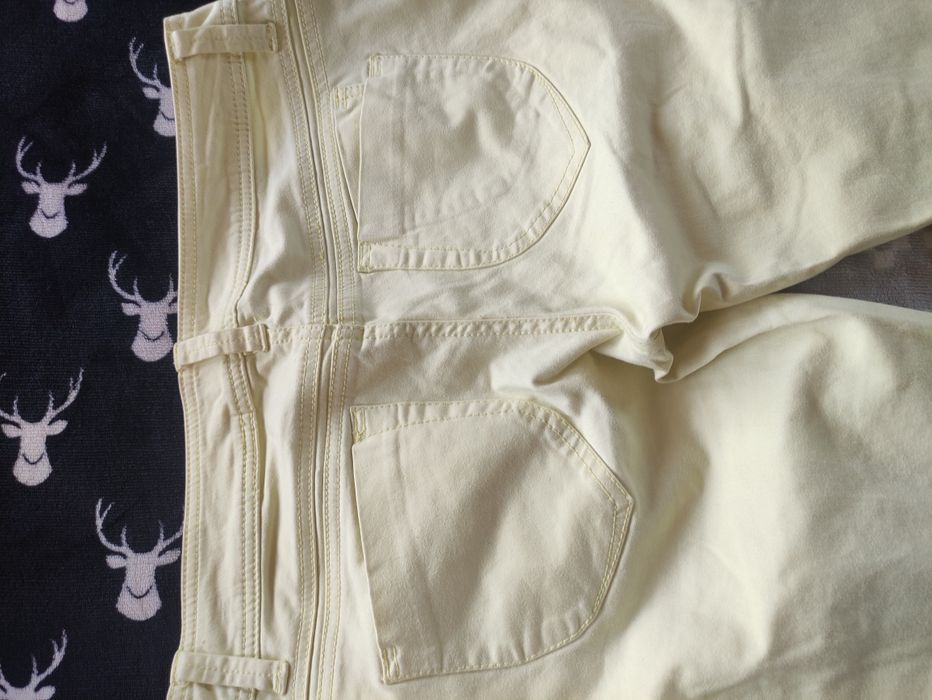 Piękne spodnie materiałowe M Cropp