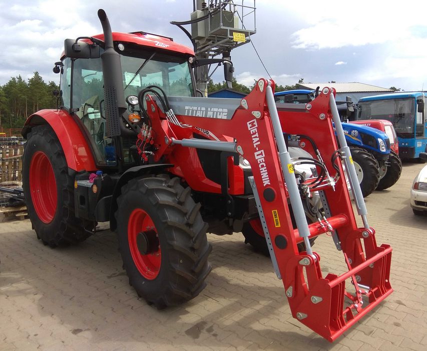 Ładowacz czołowy Claas Case MF John Deere New Holland Zetor Ursus Montaż