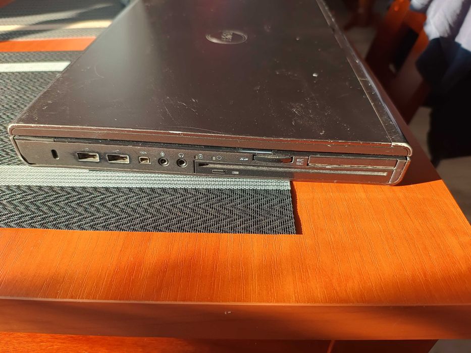 Dell Precision M4600. Laptop, stacja robocza.