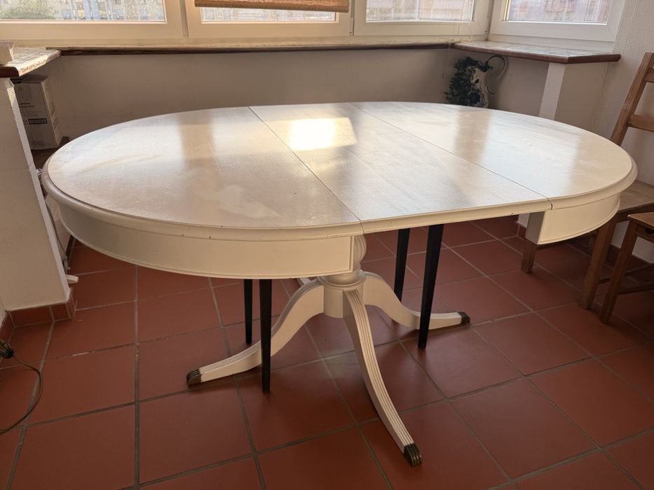 Mesa de jantar extensível