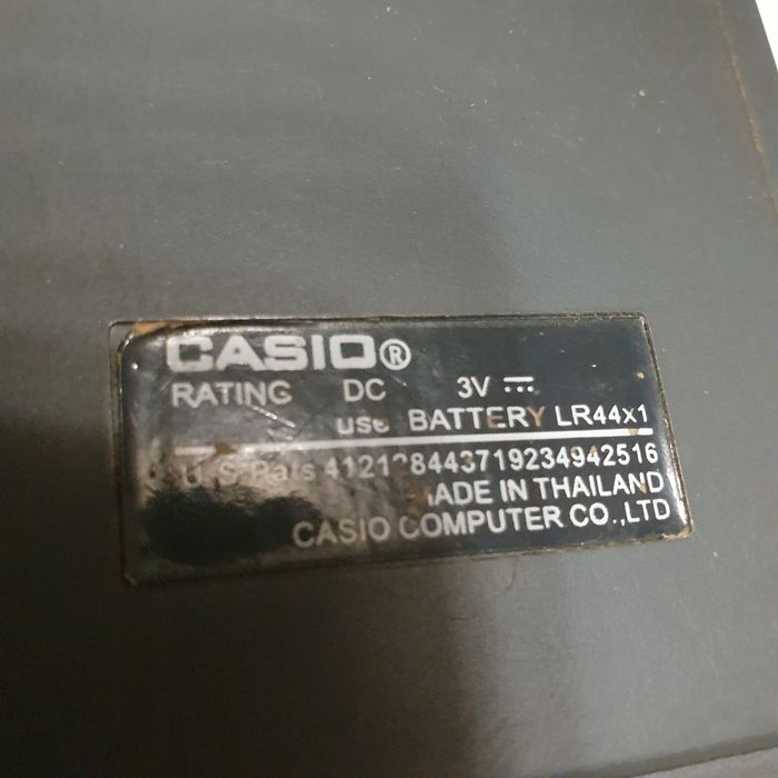 Инженерный калькулятор Casio не рабочий.