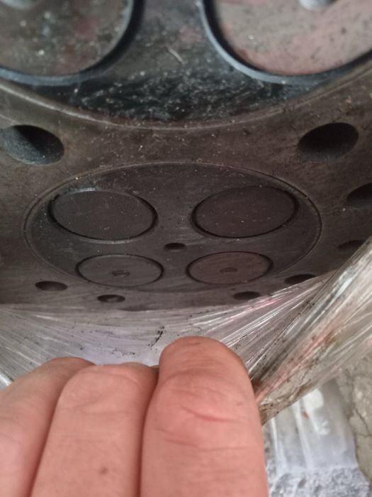 Головка блока цилиндра Рено Магнум