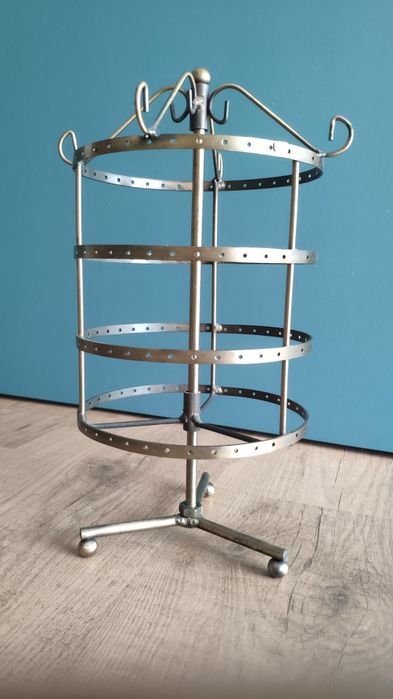 Dispensador para brincos