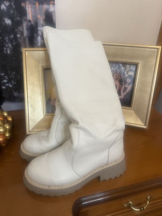 Продам чоботи(ботфорти)