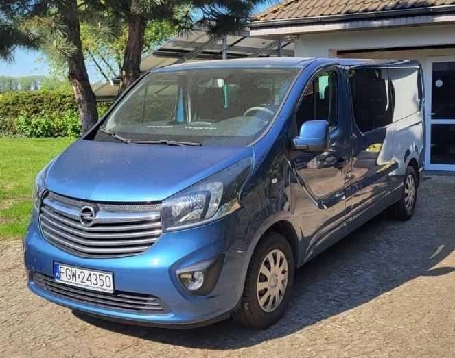 Przewóz osób busem wynajem wypożyczalnia transport  lotnisko