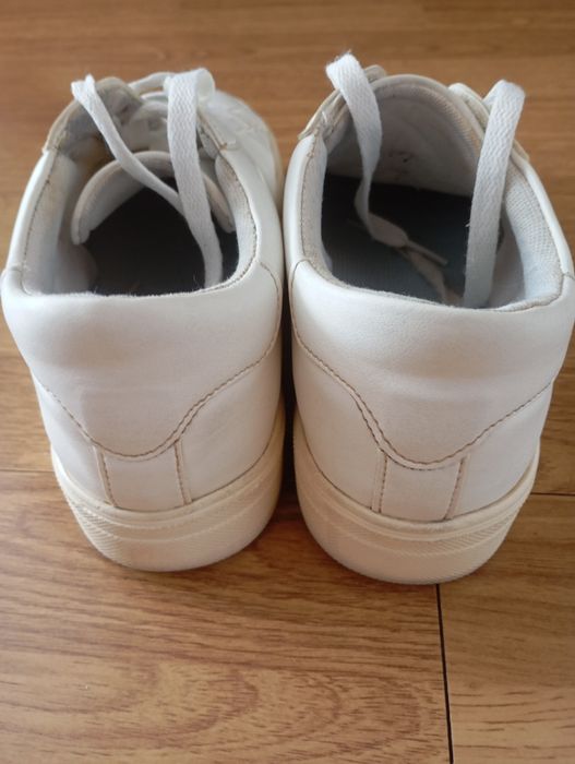 Buty męskie białe