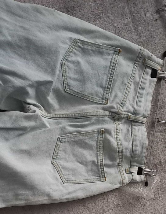 SHEIN oryginalne jasne bawełniane jeansy musthave 2022 XS