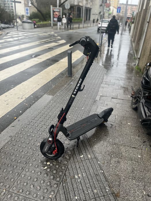 Trotinet Segway F3