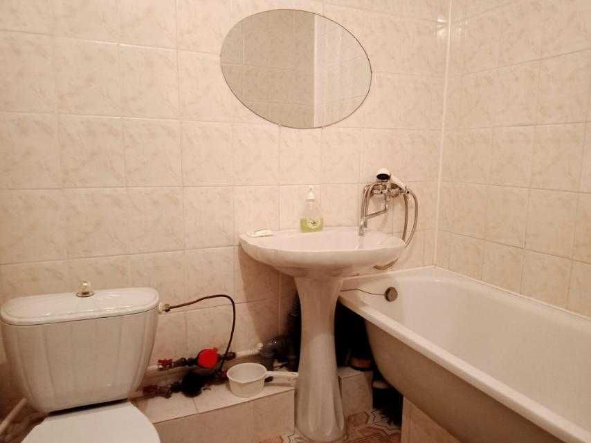 Подобово, погодинно, вул. Йорданська 24"Б"  м. Оболонь.