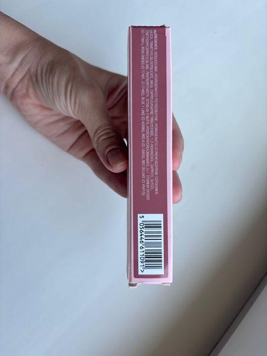 Кремові румʼяна charlotte tilbury pillow talk