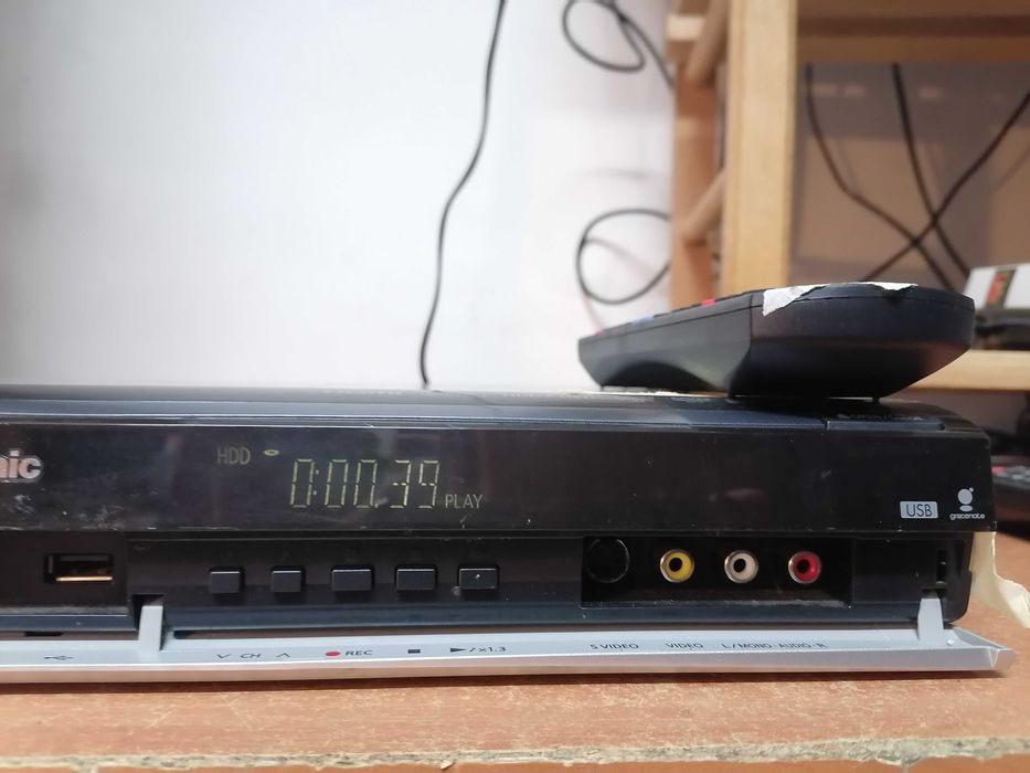 Nagrywarka Panasonic DMR-EX72S HDD160GB pilot HDMI