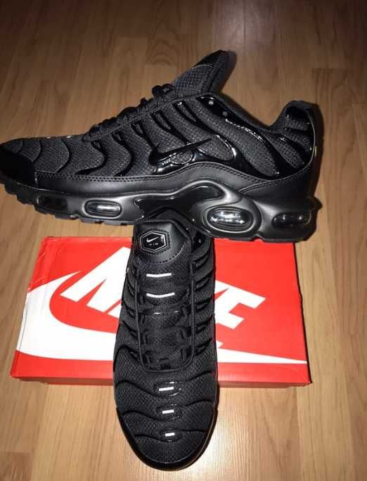 Butymęskie_NikeAirMaxTN_czarny Glany rozmiar.37.5