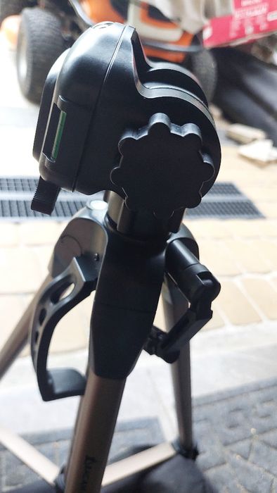 statyw fotograficzny + futerał