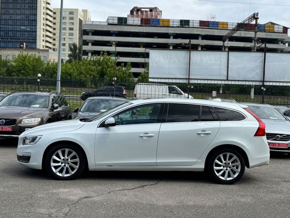 Volvo V60 Facelift D4 2.0 Diesel 181 к.с. Автомат Aisin