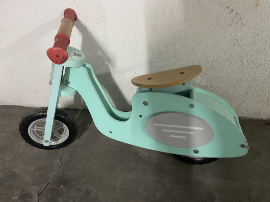 Bicicleta de equipibrio para criança