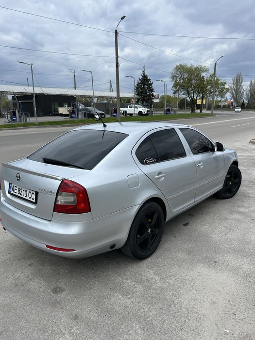 Skoda Octavia A5 2011 года, рестайлинг, 1.6 mpi, газ/бензин!