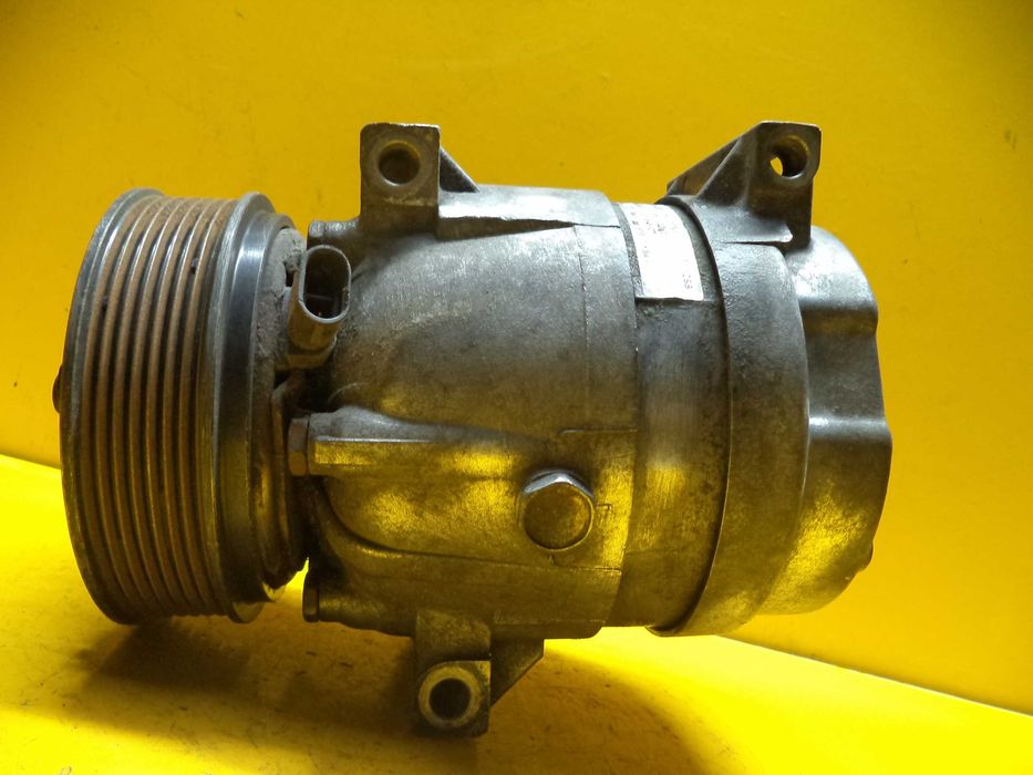 Компрессор кондиционера Opel Vivaro Movano Renault Trafic Master  7 ПК