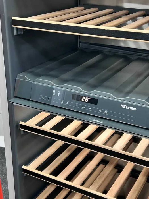 Винний холодильник MIELE KWT 6722 iG S