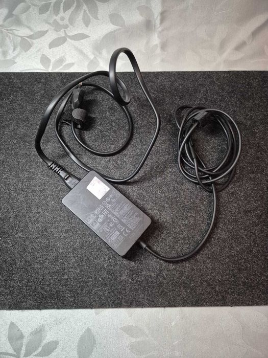 Portátil Microsoft Surface Pro 6 capa Platina | i5 8th Gen | 8GB RAM  | 256GB SSD + 512GB micro SD