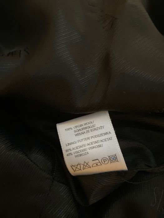 Czarna wełniana sukienka SIMPLE