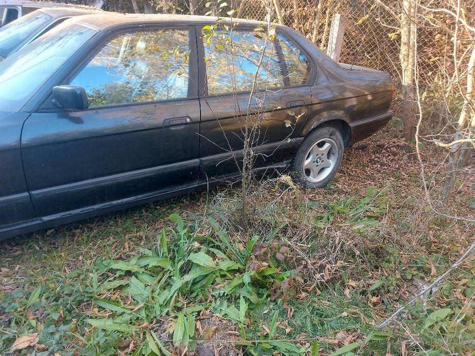Bmw e32 750il розборка