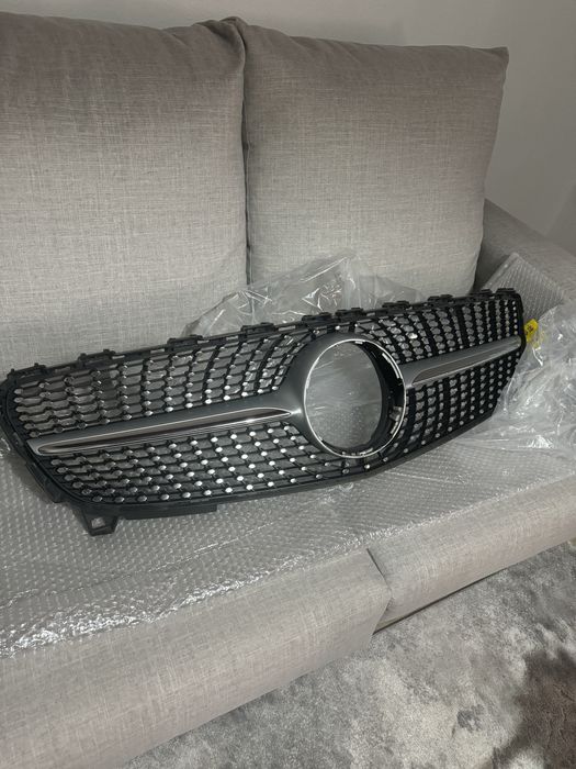Grelha frontal Mercedes Class A Diamond Silver