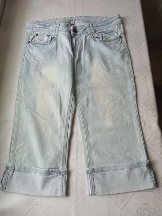 Fishbone damskie spodnie rybaczki r 28 pas 84-88cm