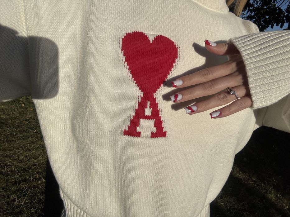 Кофтинка Ami Paris