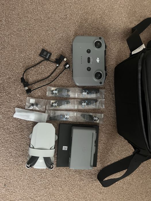 Dji mavic mini 2 fly more combo