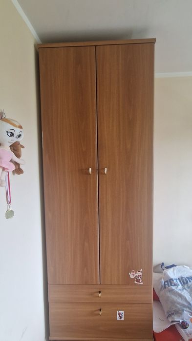 Szafa z szufladami
