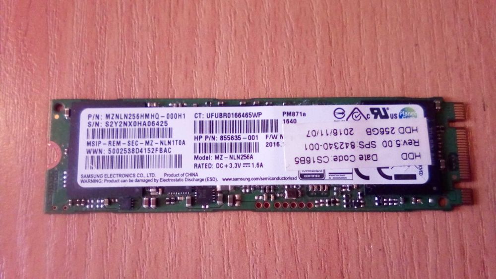 Робочий тестований SSD m2 SATA Samsung 256 Gb 2280 здоров'я близко 90%