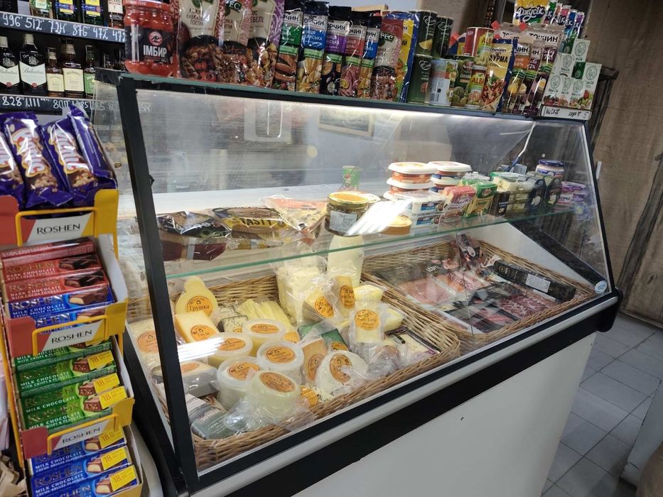 Продаж холодильник вітрин та інше