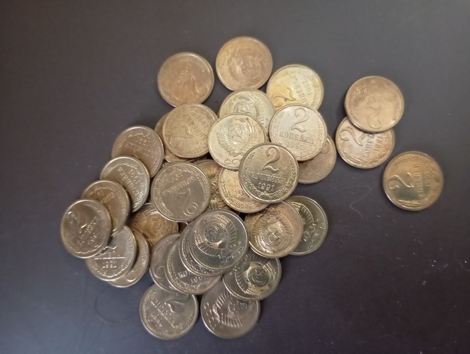 Продам монети Нові