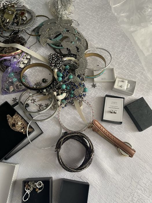 Біжутерія запинки годинники