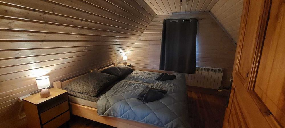 Domek drewniany do wynajęcia-sauna, balia oraz miejsce na ognisko !