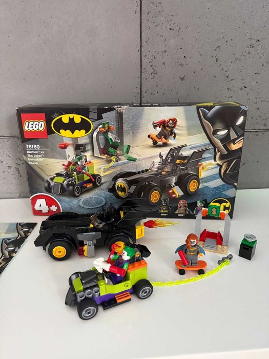 LEGO Batman 76180 - Batman kontra Joker: pościg Batmobilem