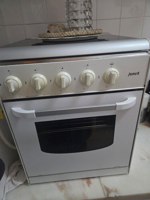 Fogao junex pouco uso