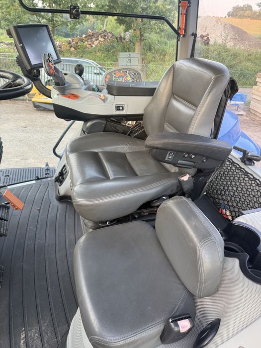 New Holland T8.435 Autocommand SmartTrax Magnum 380 Nawigacje
