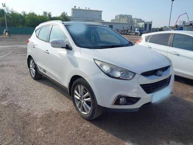 фари фонар airbag двері сидіння скло дах Hyundai ix35 розбірка