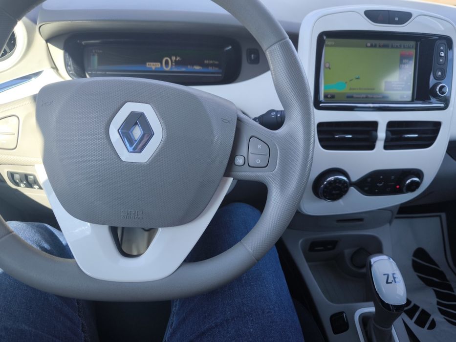 RENAULT Zoe 2013