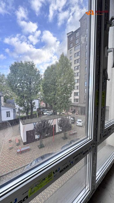 Продаю 2кімнатну квартиру в центрі! Південний бульвар. Газифікована