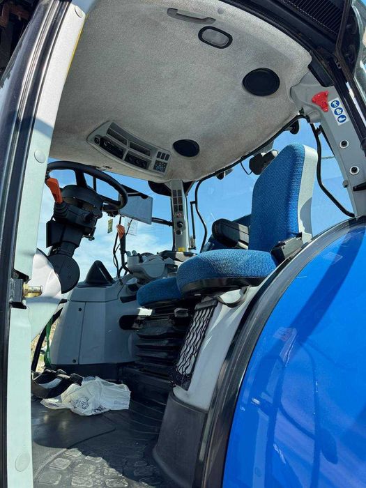Продаж New Holland T7060