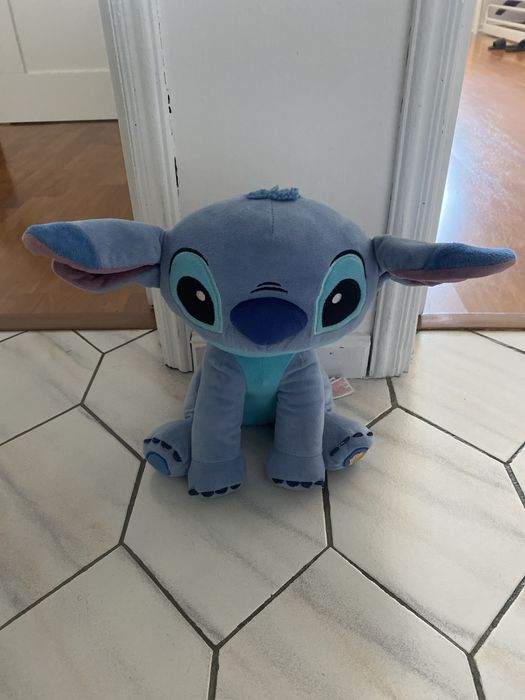 Lote de Peluches – 65€ | Minnie, Stitch e outros