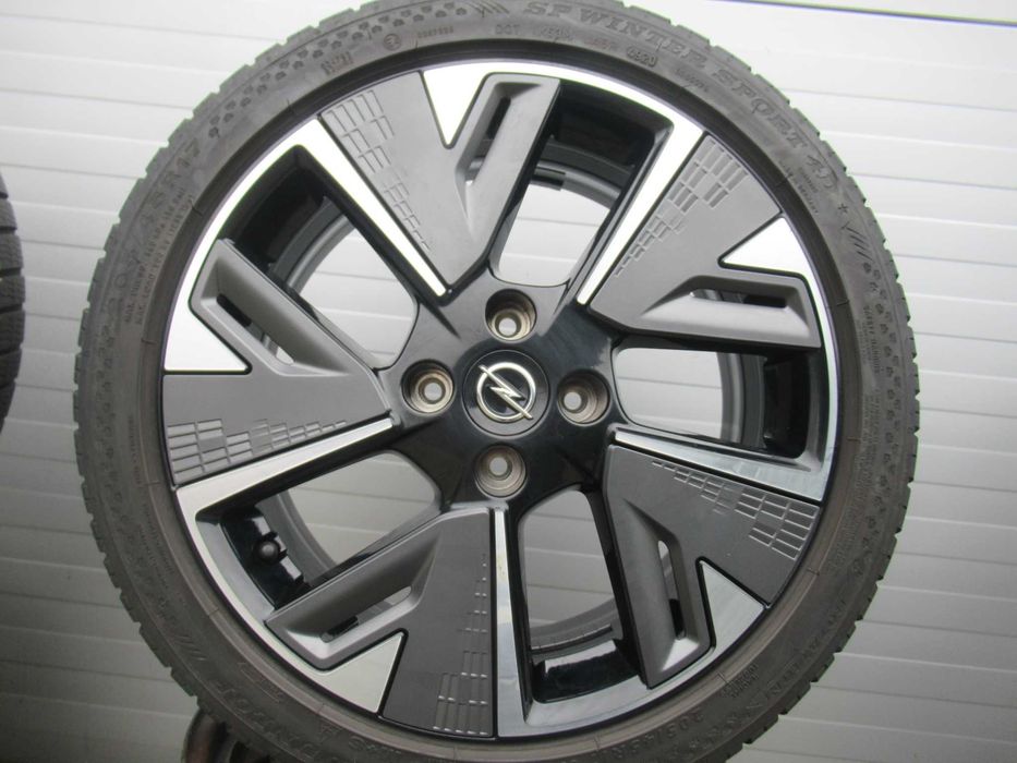 ALU+Opony zima R17 Opel Corsa F, Peugeot 207,208,301,C3,DS3 5996