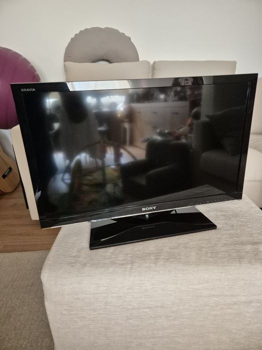 Televisão Sony com comando